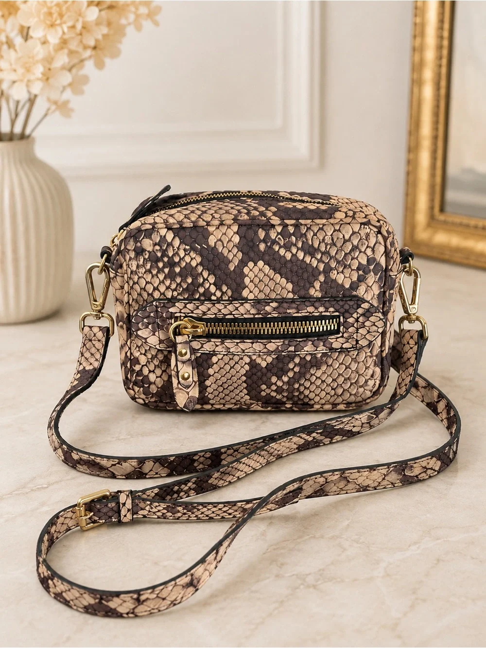INNUE Made in Italy Leather Python Snake Print Crossbody Camera Bag